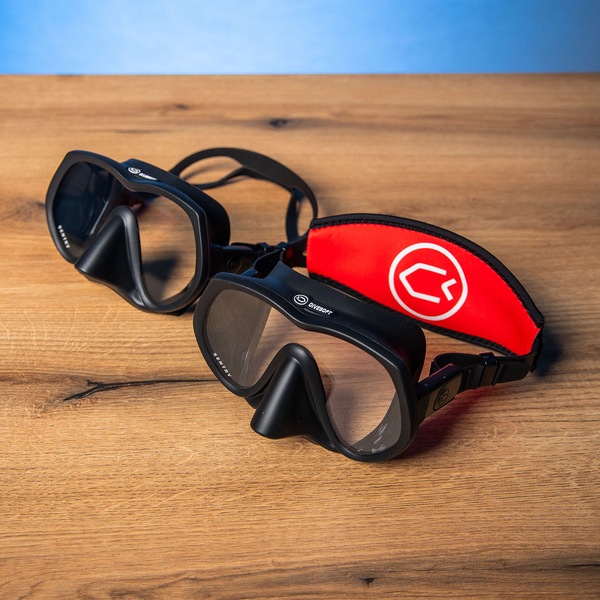 Divesoft SENTRY Tauchmaske – rahmenlos, Schwarz – Produktansicht